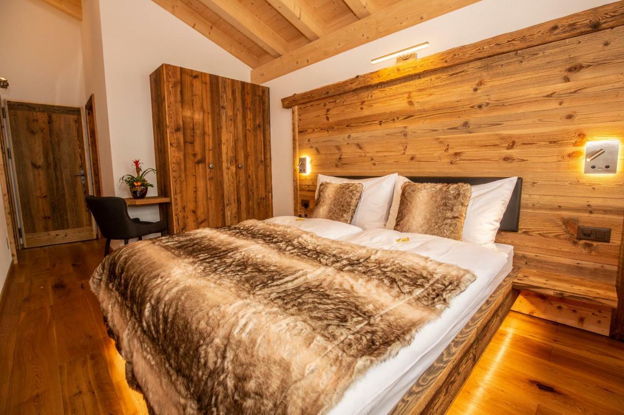 Palace Luxury Wellness Apartment And Boutique Hotel Ski-In-Out Saas-Fee Ngoại thất bức ảnh